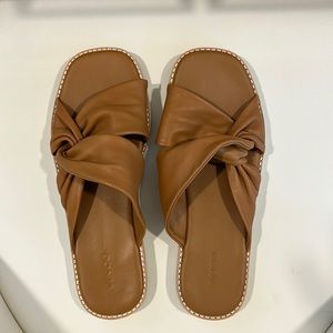 Vince sandals
